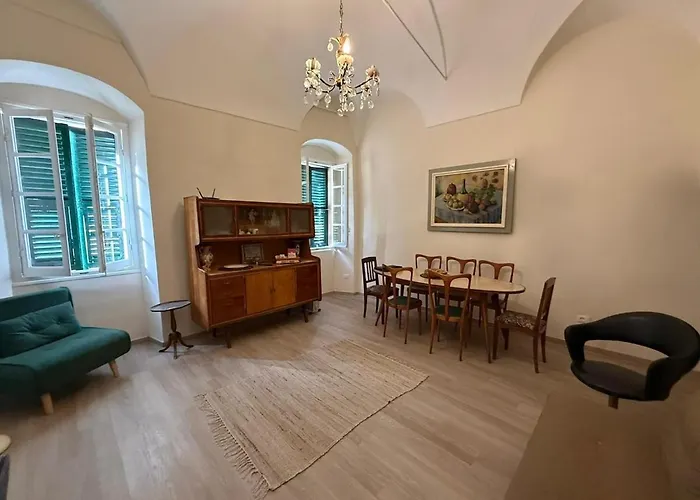 Apartamento Wh-esra Home-a 2 Minute From Via Matteotti-wifi San Remo